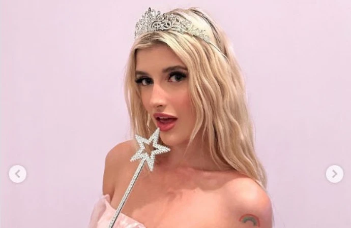 Sami Sheen plans to have her breast implants removed