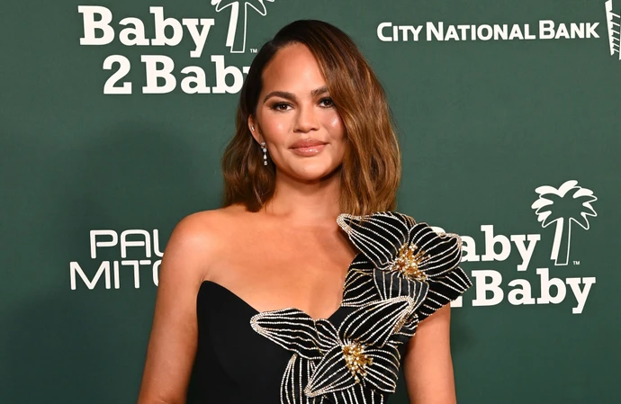 Chrissy Teigen has celebrated 14 days without vaping