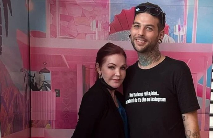 Priscilla Presley e Navarone Garcia