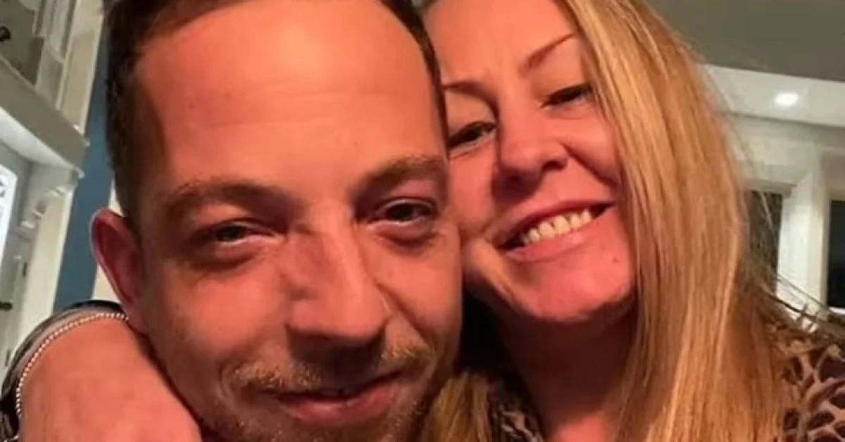James Morrison discovered his wife dead at their home - Vimarsana News
