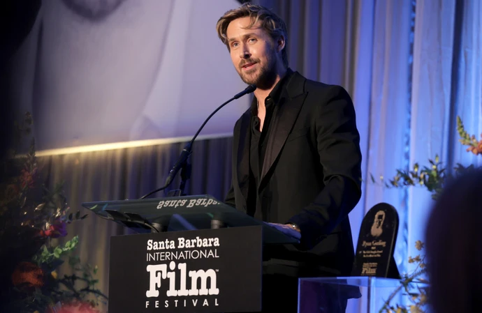 Ryan Gosling gushed over his family as he won the prestigious Hollywood prize