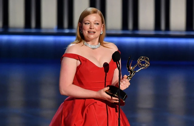 Sarah Snook didn't think she was 'pretty' when she was a teenager