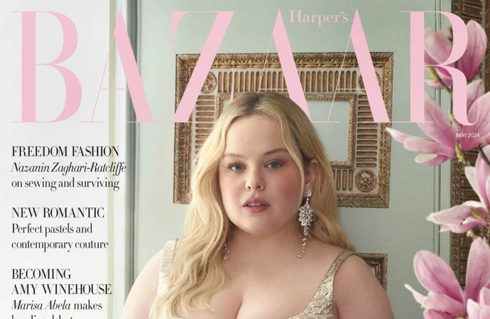 Nicola Coughlan na capa da Harper's Bazaar britânica