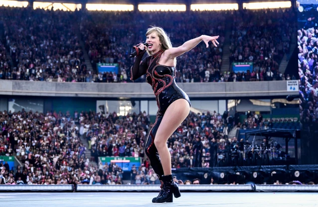 Taylor Swift performed for her fans in Scotland