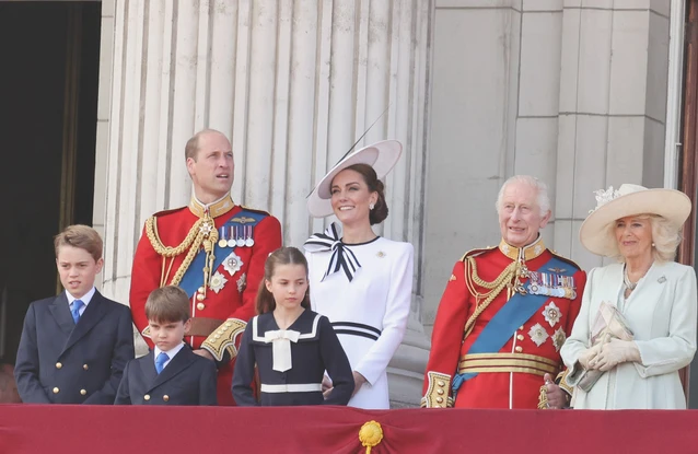The royals often give heirloom jewellery for Christmas
