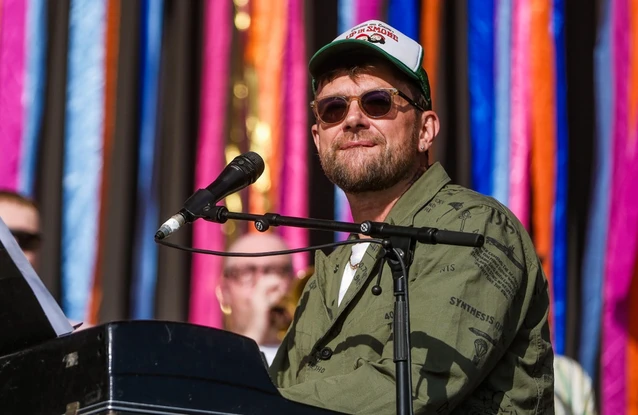 Damon Albarn 'conceded defeat' to Oasis