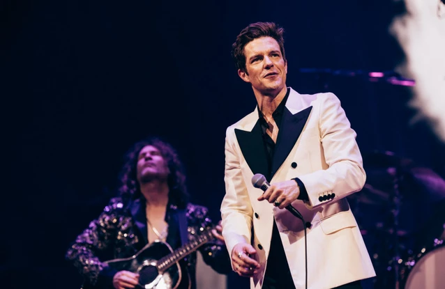 Brandon Flowers praises parents at The O2