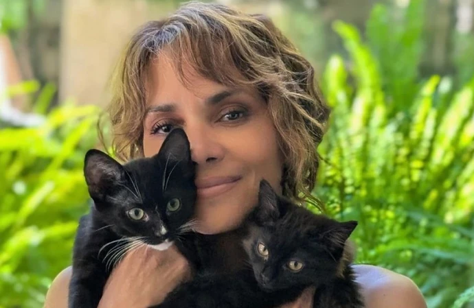 Halle Berry’s role in ‘Catwoman’ made her go from being a lifelong dog fan to a ‘cat lover’