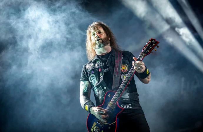 Gary Holt would much rather play records by Taylor Swift than heavy metal