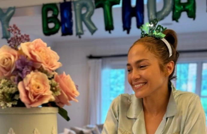 Jennifer Lopez went out to dinner with her mum and some friends on her birthday