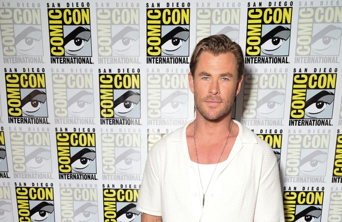 Chris Hemsworth in talks for Prince Charming