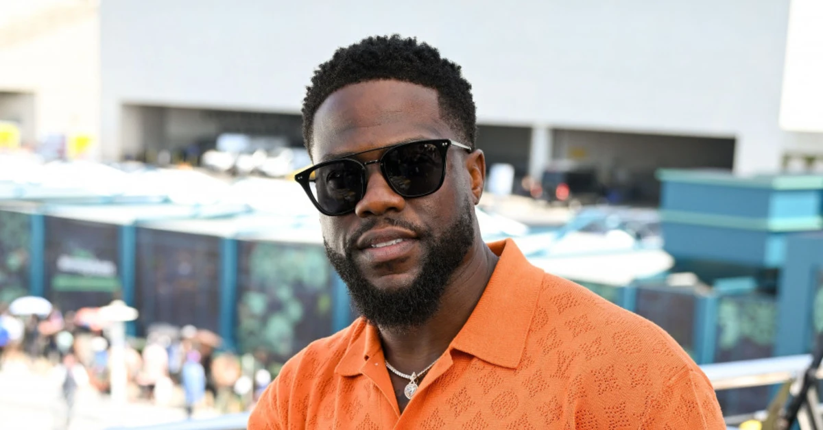 Kevin Hart Buka Suara soal Kontroversi Lelucon George Floyd di Netflix Roast