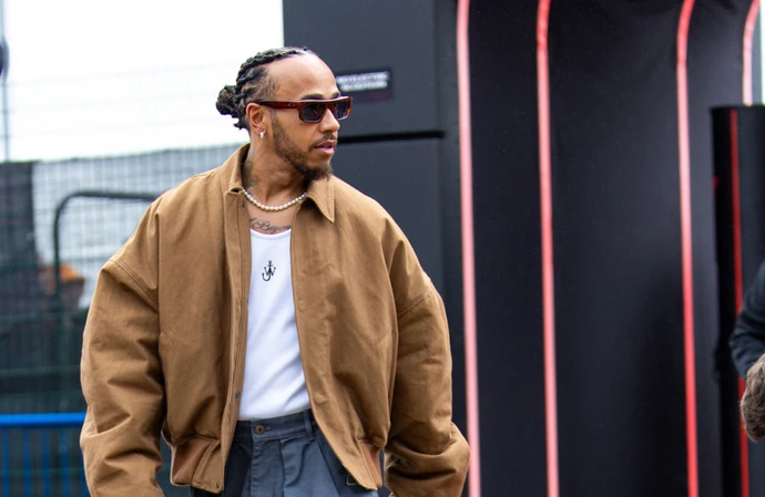 Lewis Hamilton e seu cachorro são veganos