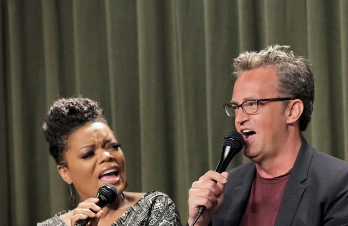 Yvette Nicole Brown couldn't look at Matthew Perry when they worked togther