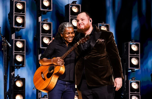 Tracy Chapman has revealed why she refuses to stream music in the digital age