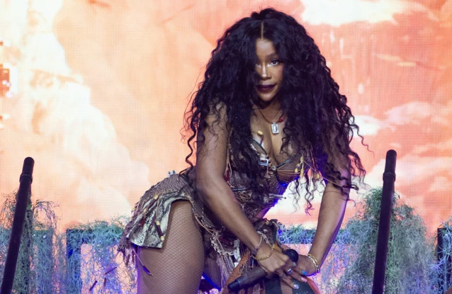 SZA and Chappell Roan are both keen to make music together