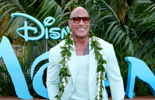Dwayne Johnson performed a scared Samoan dance with his mother and daughters in Hawaii