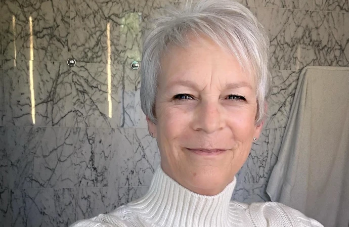 Jamie Lee Curtis is honouring Pamela Anderson for going make-up free