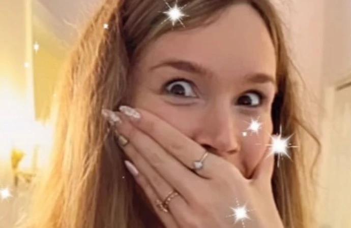 Joss Stone col test in mano