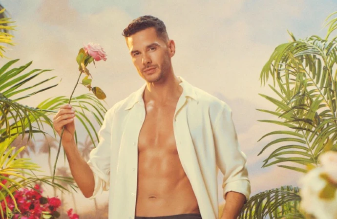 Scott Thomas says his famous brothers Adam and Ryan are 'so supportive' of him returning to Love Island for the All Stars edition