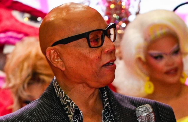 Ru Paul Pays A Loving Tribute To The Vivienne