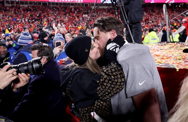 Taylor Swift and Travis Kelce share sweet embrace after the Kansas City Chiefs secure the place in the Super Bowl