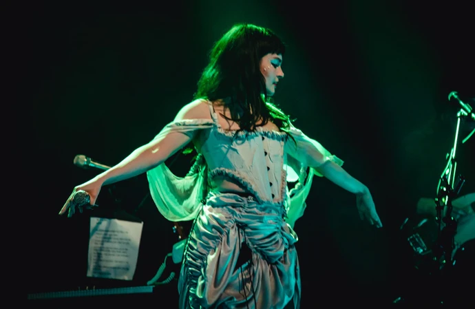 Lauren Mayberry