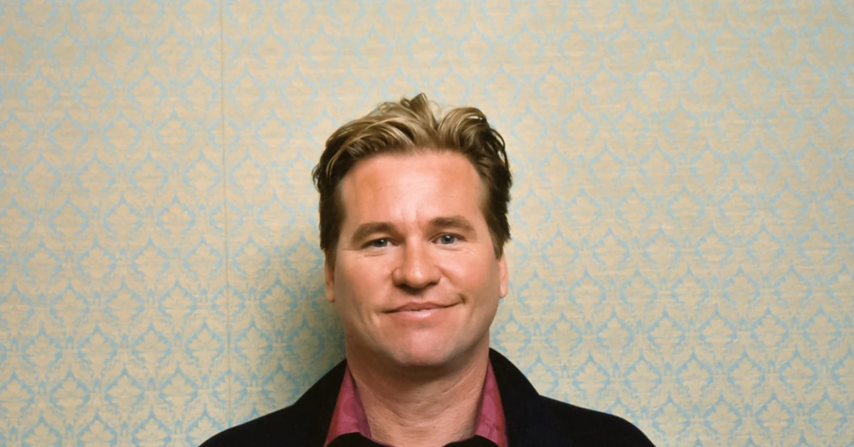 Val Kilmer Dikenang sebagai 'Manusia Terburuk' oleh Sutradara Konspirasi