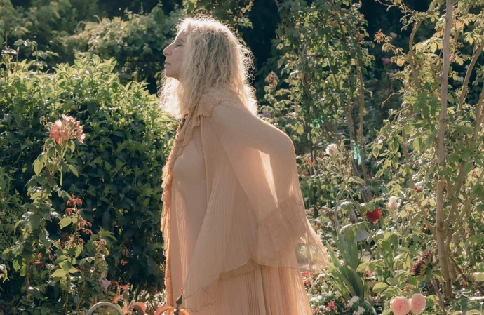 Barbra Streisand has released a cover of 'The First Time Ever I Saw Your Face' featuring Hozier