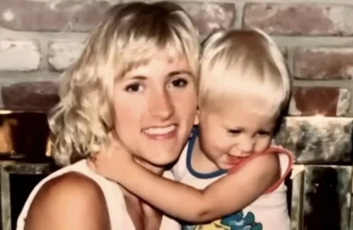 Austin Butler has wished his late mom a happy birthday