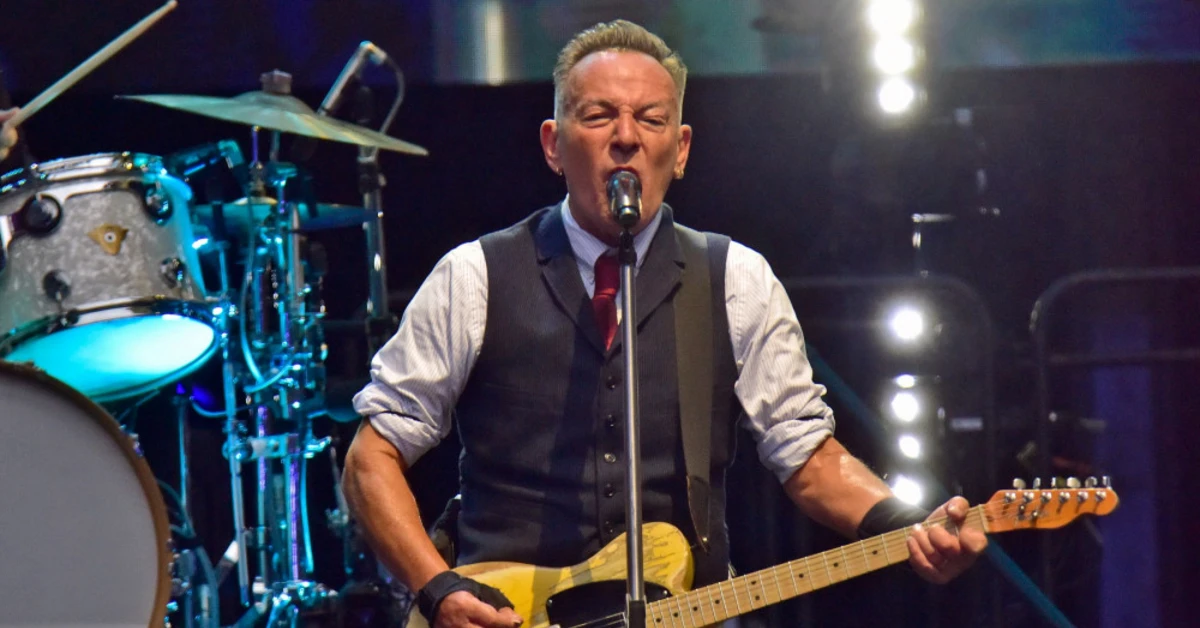 Bruce Springsteen releases new live EP from Manchester with anti-Donald  Trump speeches | Contactmusic.com