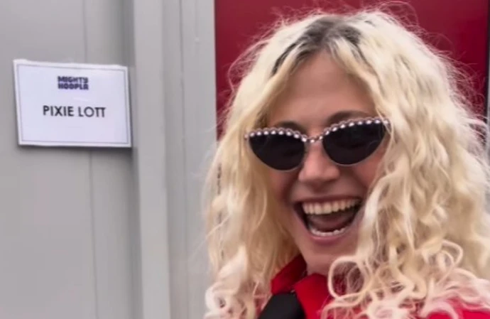 Pixie Lott is pregnant with her second child