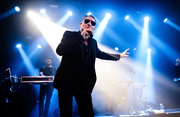 Nitzer Ebb frontman Douglas McCarthy has passed away after a battle with liver cirrhosis
