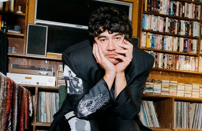 Calum Hood has dispelled 5 Seconds of Summer split rumours as he releases his debut solo album