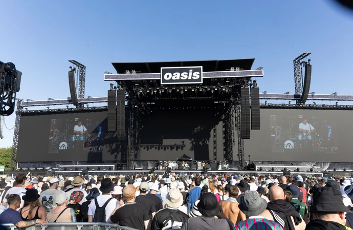 Oasis fans are still trying to break entry into Heaton Park - despite new security measures