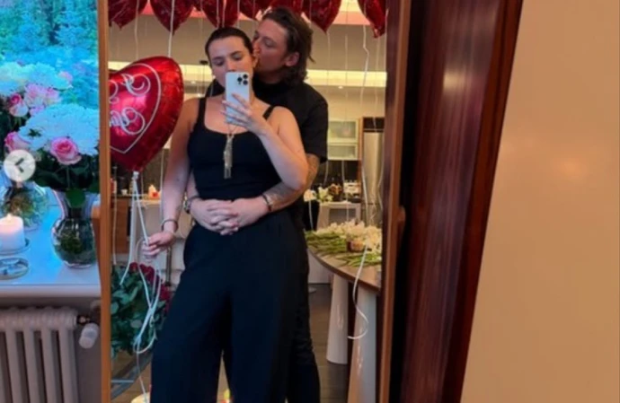 Bella Thorne proposes to fiance