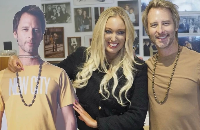 Hayley Palmer with Chesney Hawkes and his cardboard cut-out / © Hayley Palmer