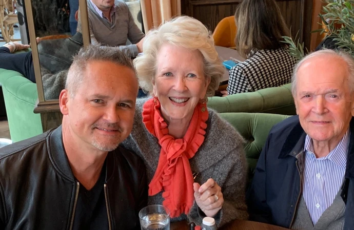 Frank Price, the veteran Hollywood executive who oversaw some of the most acclaimed and commercially successful films of the late 20th century, has died aged 95