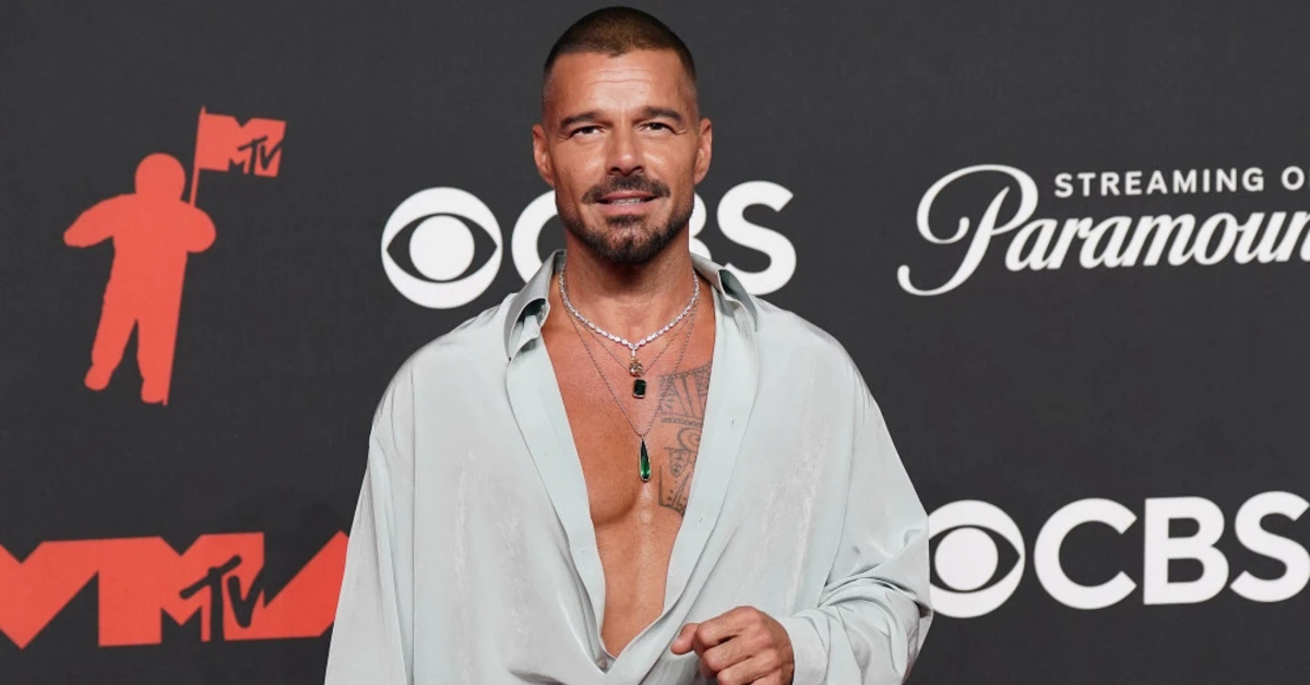 Konser Ricky Martin di Montenegro Dihentikan Akibat Gas Air Mata, Sang Bintang Dinyatakan Aman