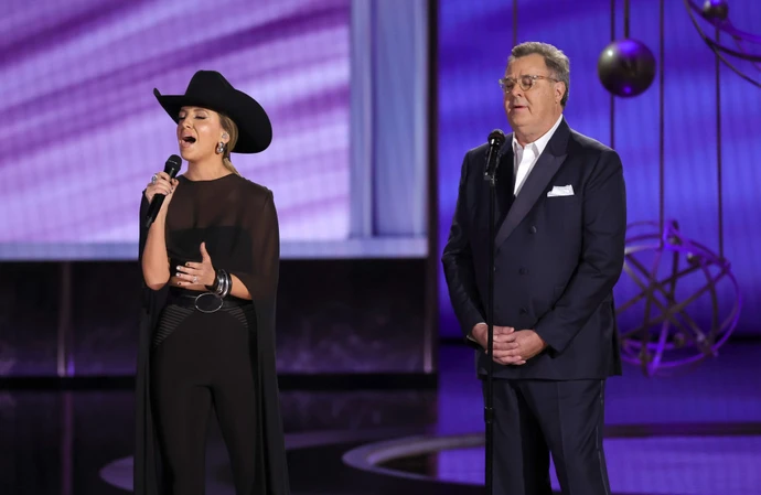 Lainey Wilson and Vince Gill perform during the In Memoriam segment