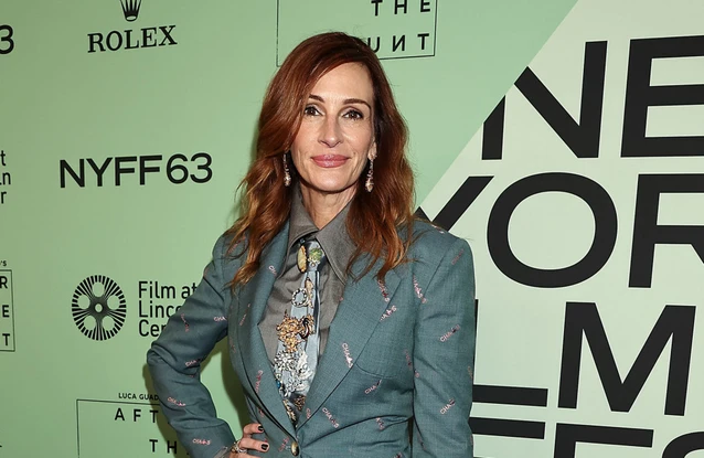 Julia Roberts feels that women still need to fight for relevance in Hollywood
