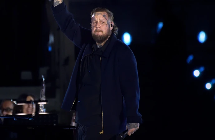 Jelly Roll's wife doesn't want people saying he's hot now he's lost weight