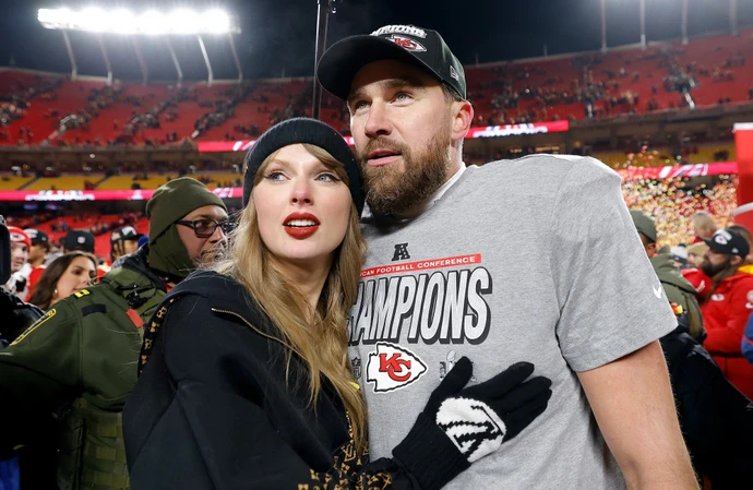 Taylor Swift explains why she won't play the Superbowl Halftime Show