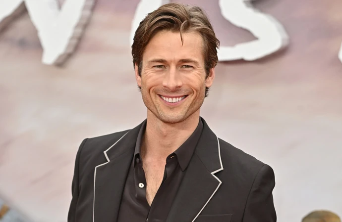 Glen Powell lost out on playing Sam Evans on Glee to his pal Chord Overstreet