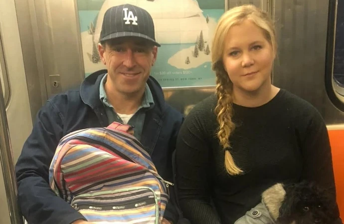 Amy Schumer and Chris Fischer / © Instagram