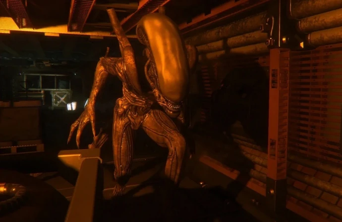 A new video game set in the Alien universe is reportedly back in development.