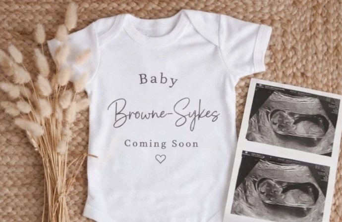 Alfie Browne-Sykes and fiancee Aimee Scott are expecting their second child / © Instagram