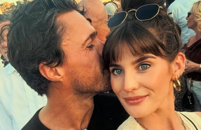 Casualty stars Olly Rix and Anna Chell / © Instagram