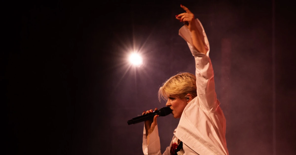 Robyn returning to the road with The Sexistential Tour
