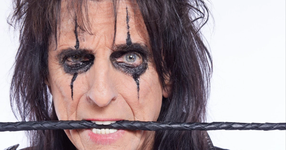 Alice Cooper announces autobiography Devil on my Shoulder and UK speaking tour
